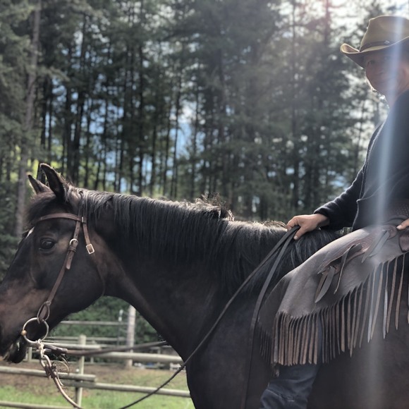 Meet your Posher, Andrea - Picture 1 of 1